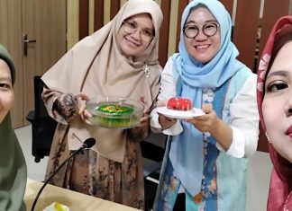 DWP Unsur Pelaksana FT Unila Gelar Pertemuan Bulanan dan Pelatihan Pudding Jelly Art