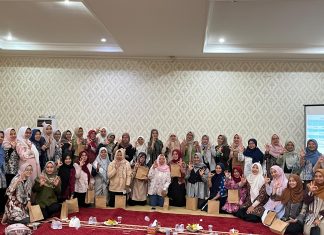Kebersamaan Dharma Wanita KPA Unila dalam Kegiatan Rutin Bulanan