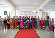 DWP Unila Peringati Hari Ibu ke-97 dengan Semangat Kebersamaan dan Kepedulian Sosial