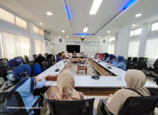 DWP Unsur Pelaksana FMIPA Gelar Tausiah Ramadhan dan Silaturahmi Rutin