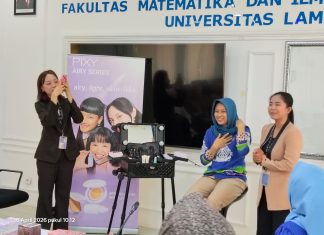 Semarak Kartini, DWP FMIPA Unila Gelar Arisan Perdana dan Demo Makeup Inspiratif