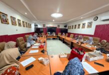 DWP Unsur Pelaksana Fakultas Hukum Unila Gelar Rapat Rutin dan Arisan Pererat Silaturahmi Anggota